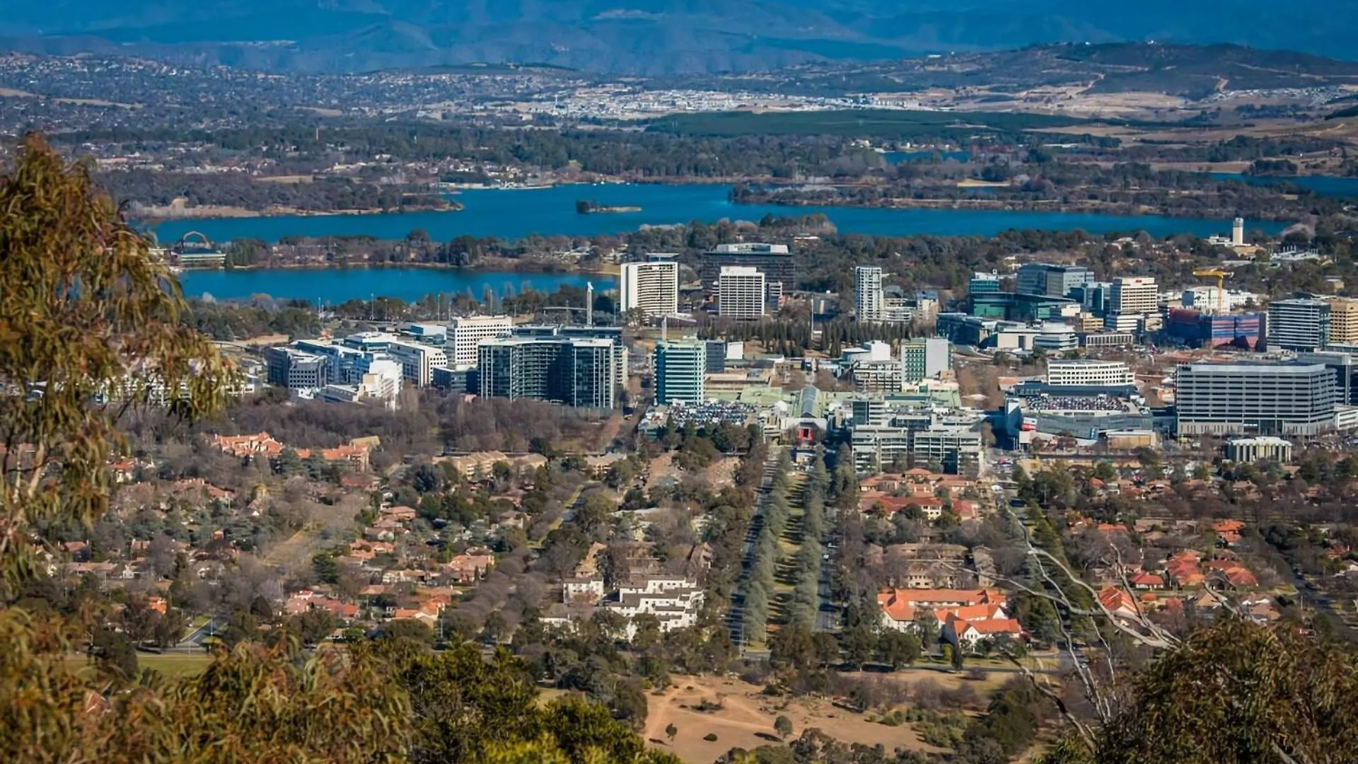 London Circuit City Hideaway Canberra Apartment